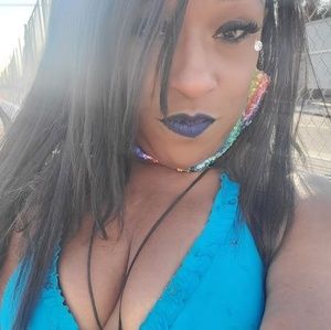 Meet your Posher, Tanisha